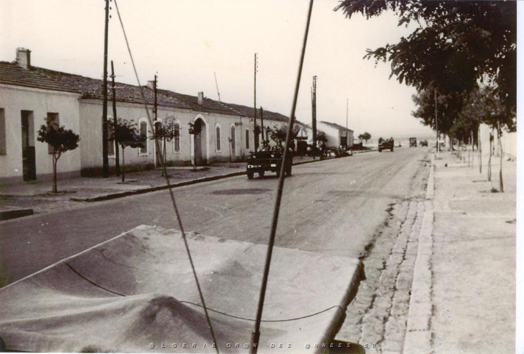 FERRY RUE PRINCIPALE.JPG